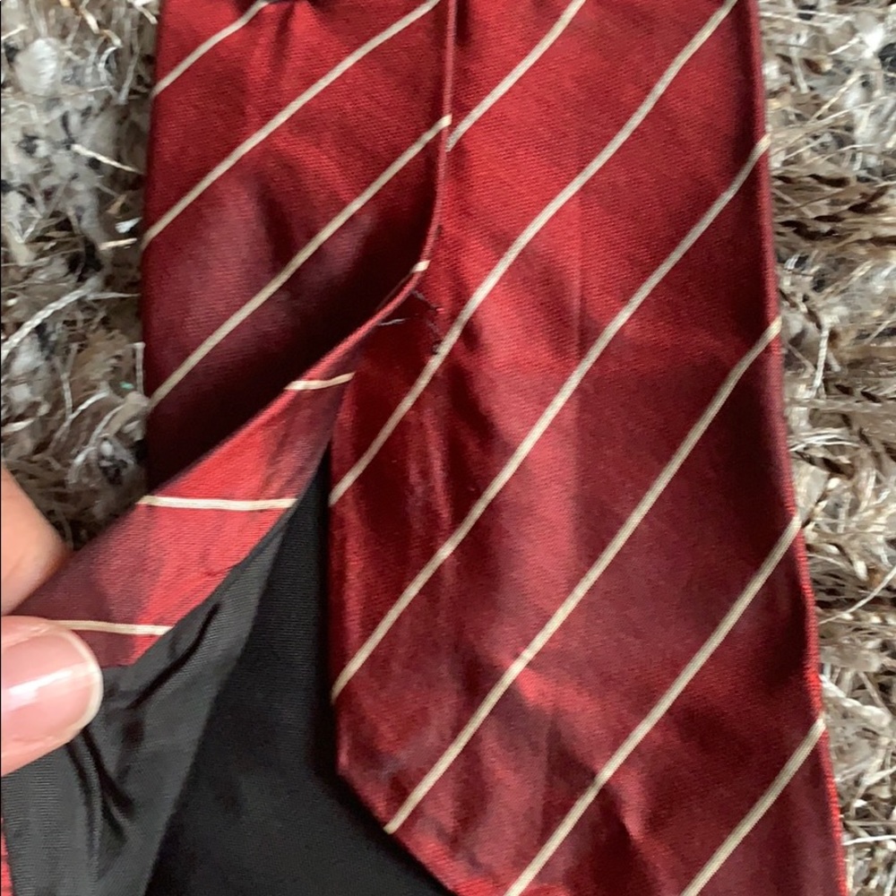 Hugo Boss tie - Picture 7 of 7